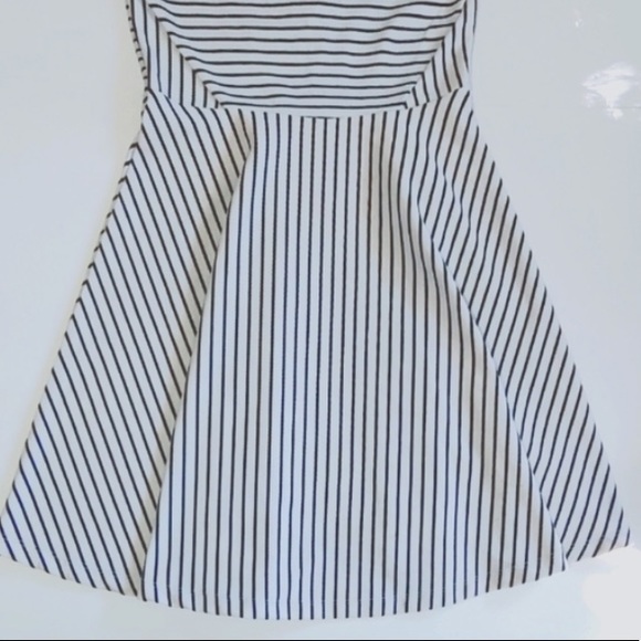 H&M Women’s Black and White Striped Summer Dress - Stripes - Picture 3 of 6